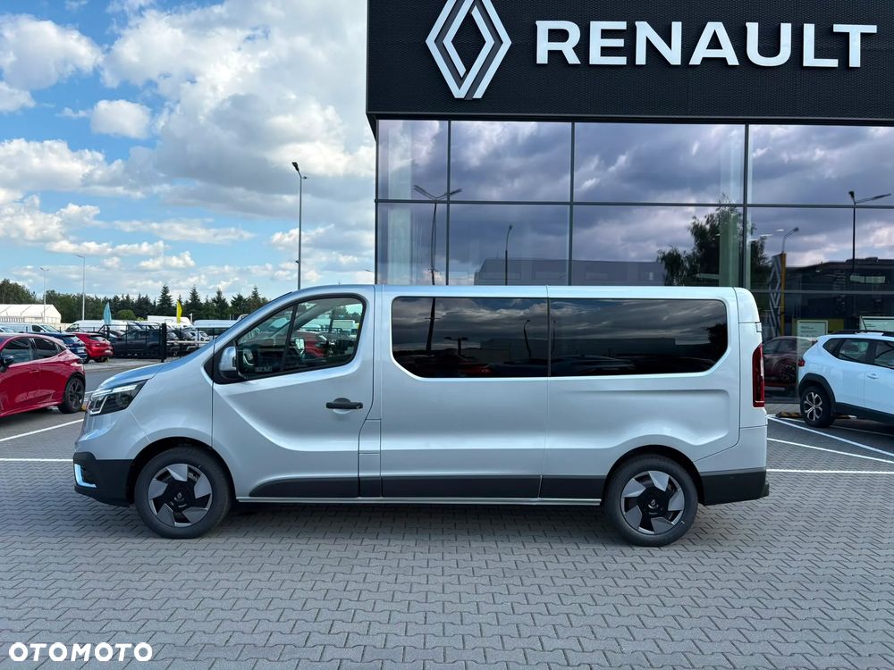 Renault Trafic - 11