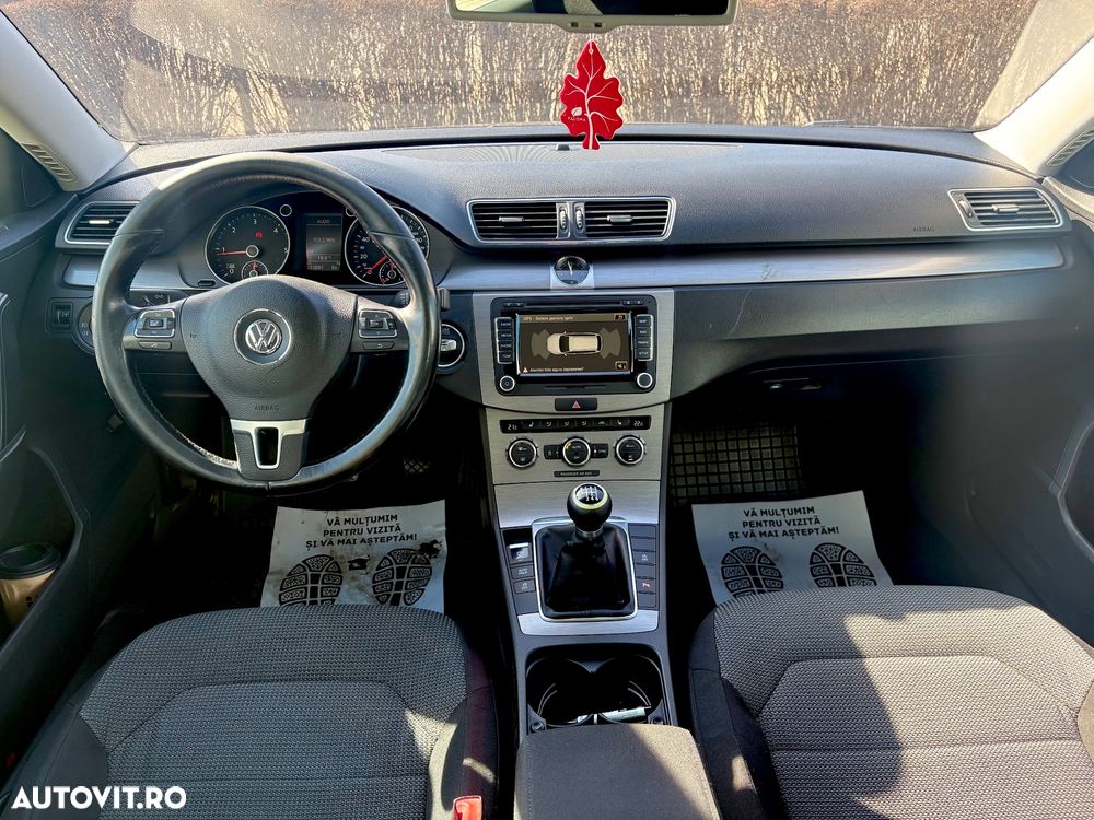 Volkswagen Passat 2.0 TDI Blue TDI Comfortline - 7