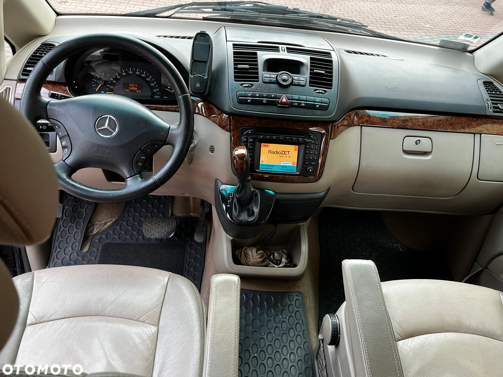 Mercedes-Benz Viano - 13