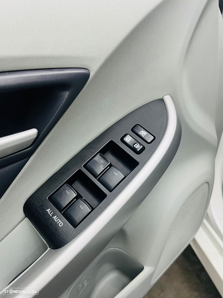 Toyota Prius 1.8 Premium+Pele+GPS - 49