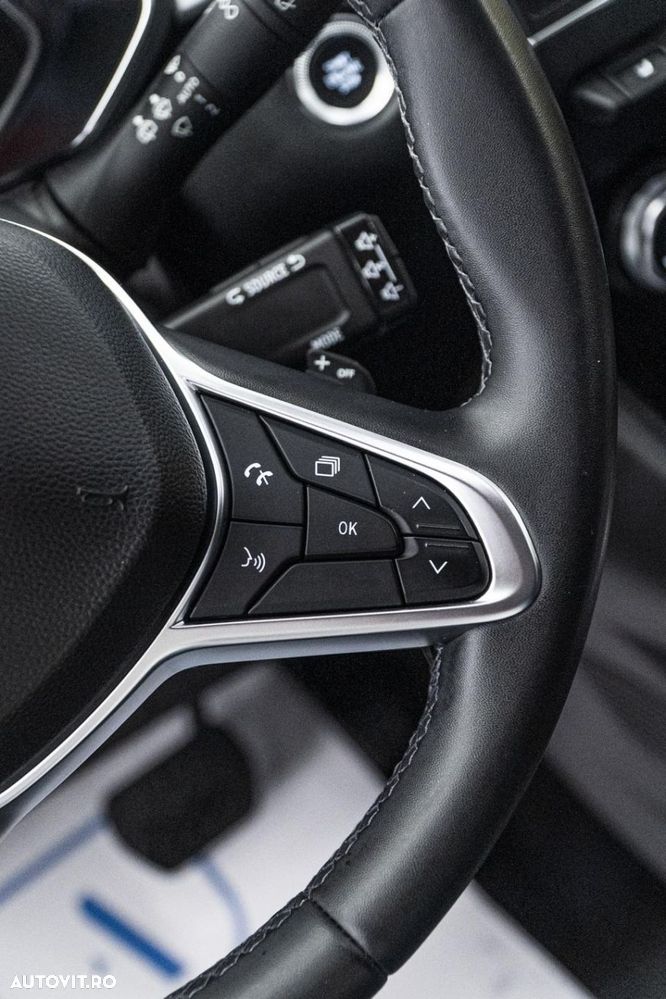 Renault Captur TCe Mild Hybrid 140 EDC GPF TECHNO - 25