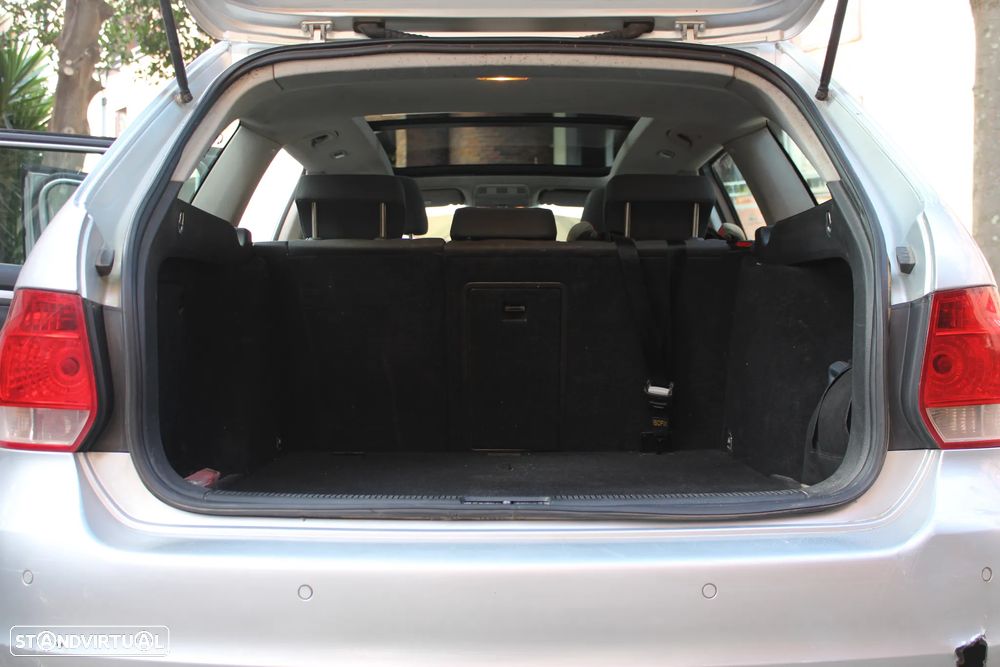 VW Golf 1.9 TDi BlueM. Confortline - 8
