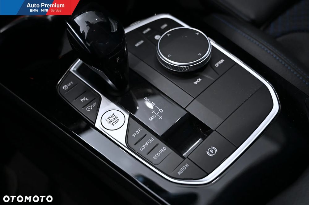 BMW Seria 2 218i - 8