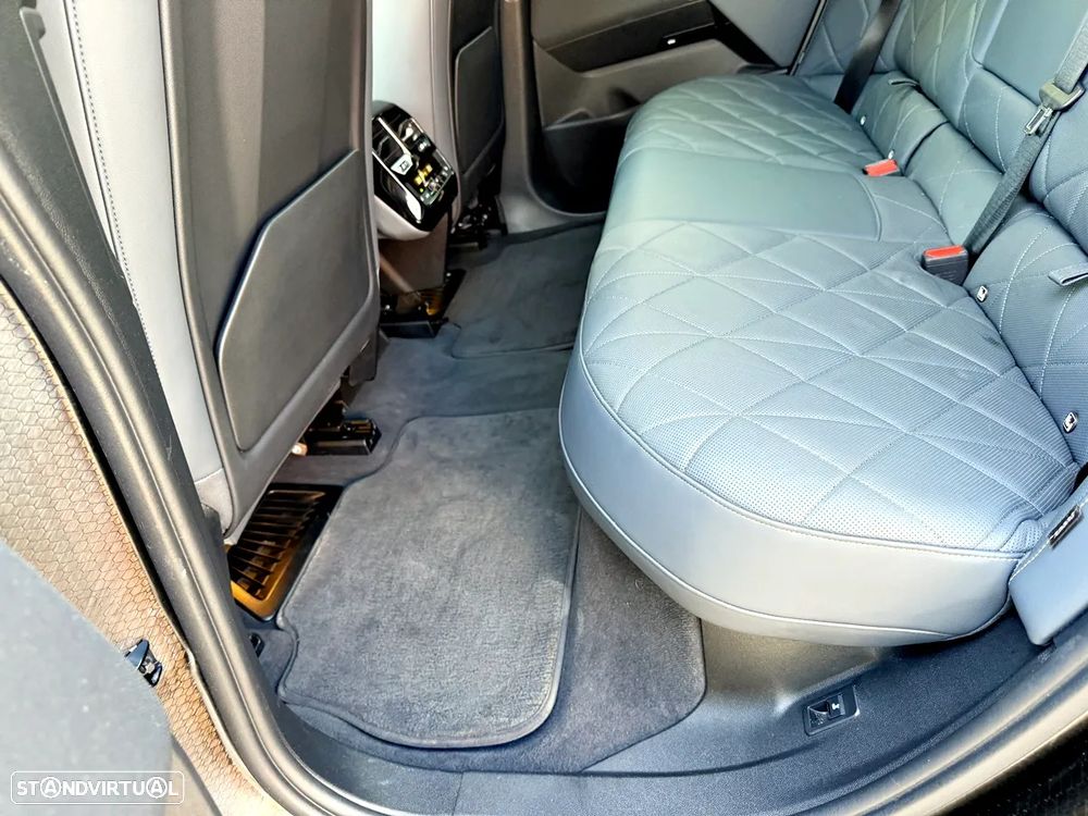 BMW iX xDrive 50 Pack Desportivo - 33