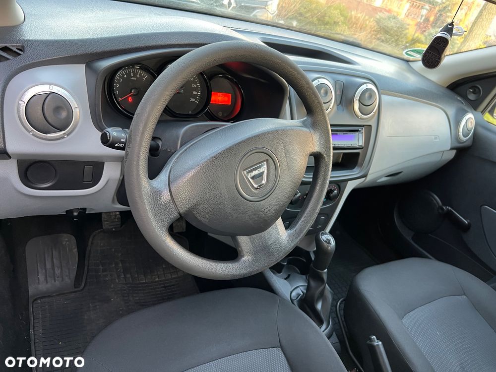 Dacia Sandero 1.2 16V 75 Essentiel - 13