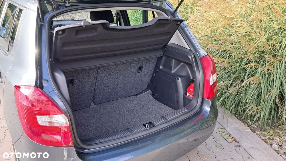 Skoda Fabia 1.4 16V Ambition - 4