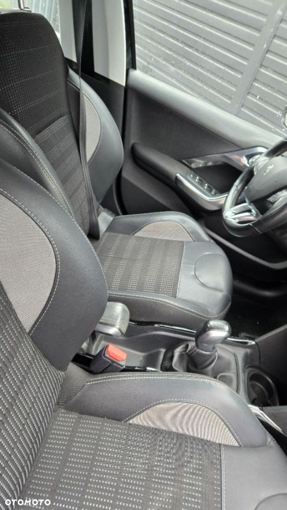 Peugeot 2008 - 29
