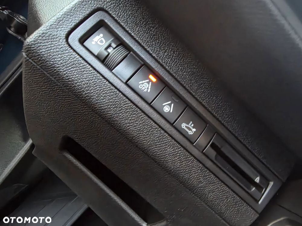 Peugeot 5008 - 24