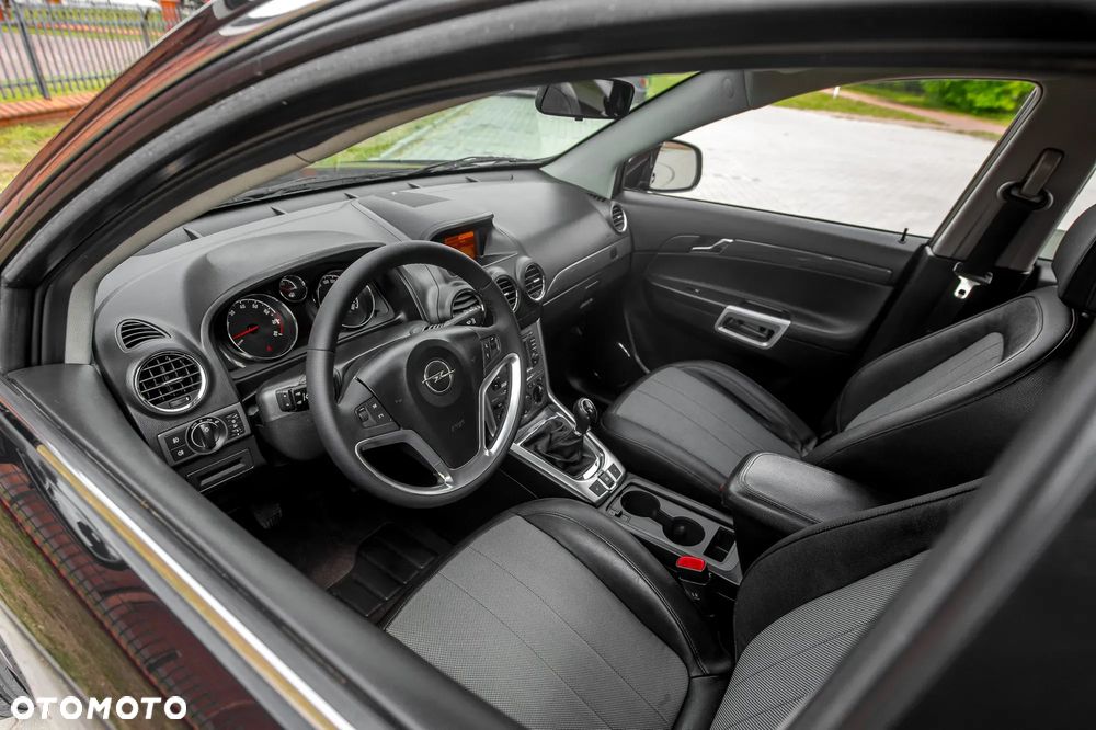 Opel Antara 2.4 4x4 Cosmo - 19