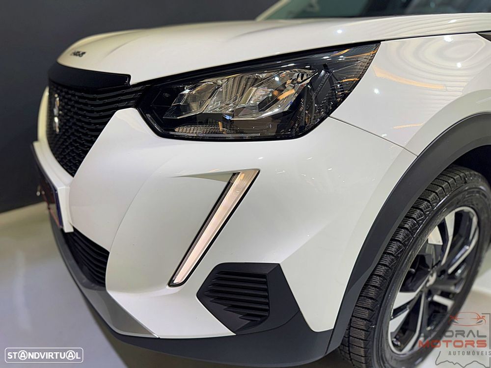 Peugeot 2008 1.2 PureTech Allure - 6