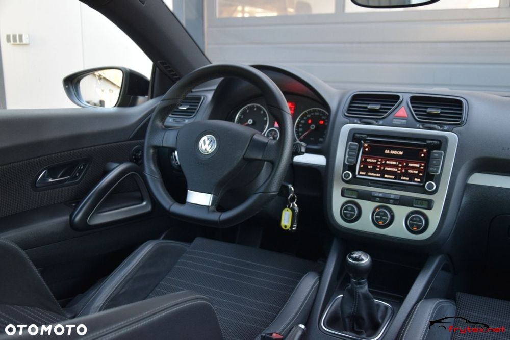 Volkswagen Scirocco - 24
