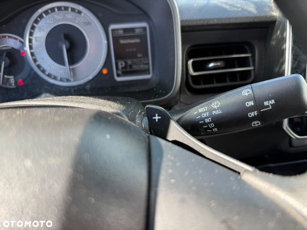 Suzuki Ignis - 32