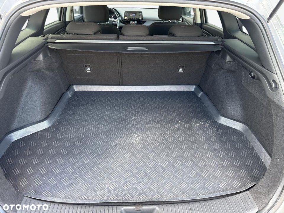 Hyundai i30 - 23