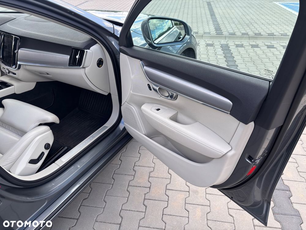 Volvo S90 D4 Momentum - 18