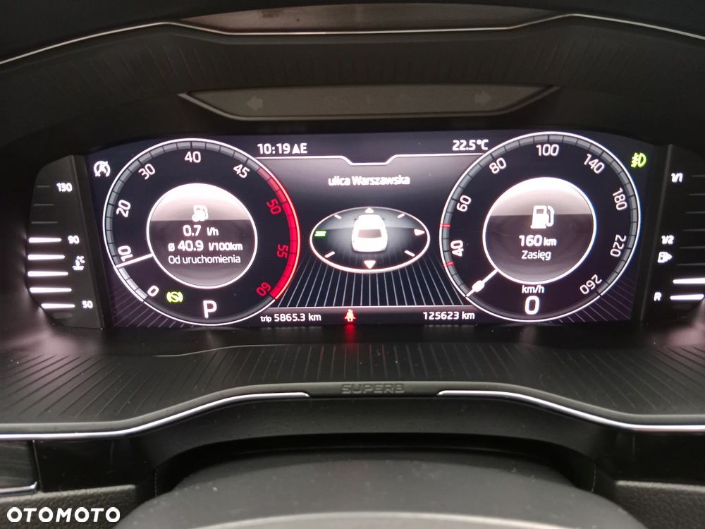 Skoda Superb 2.0 TDI SCR Style DSG - 28