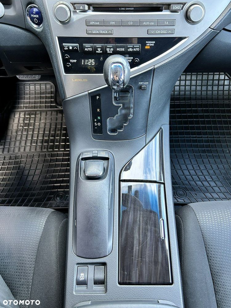 Lexus RX - 26