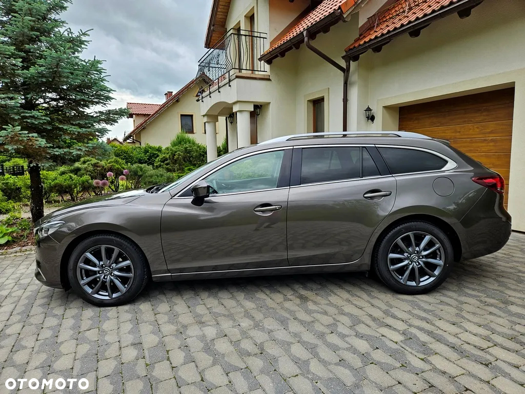 Mazda 6 - 6