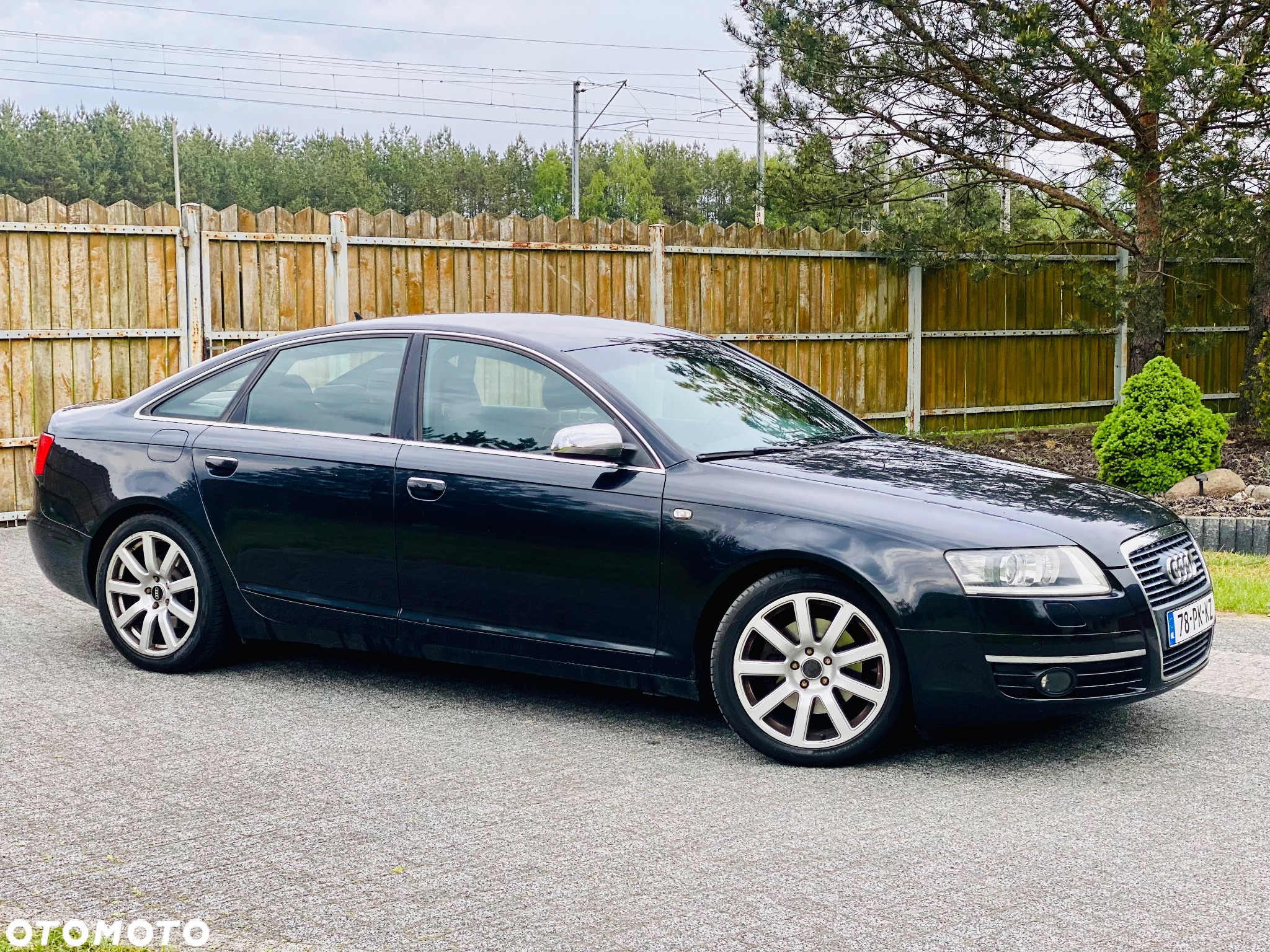 Audi A6 2.4 - 5