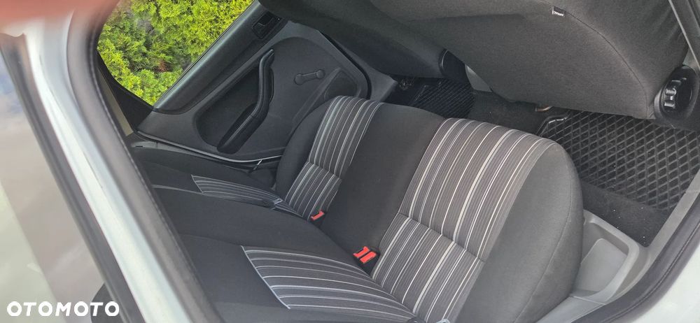 Ford Focus 1.6 TDCi Ambiente - 7