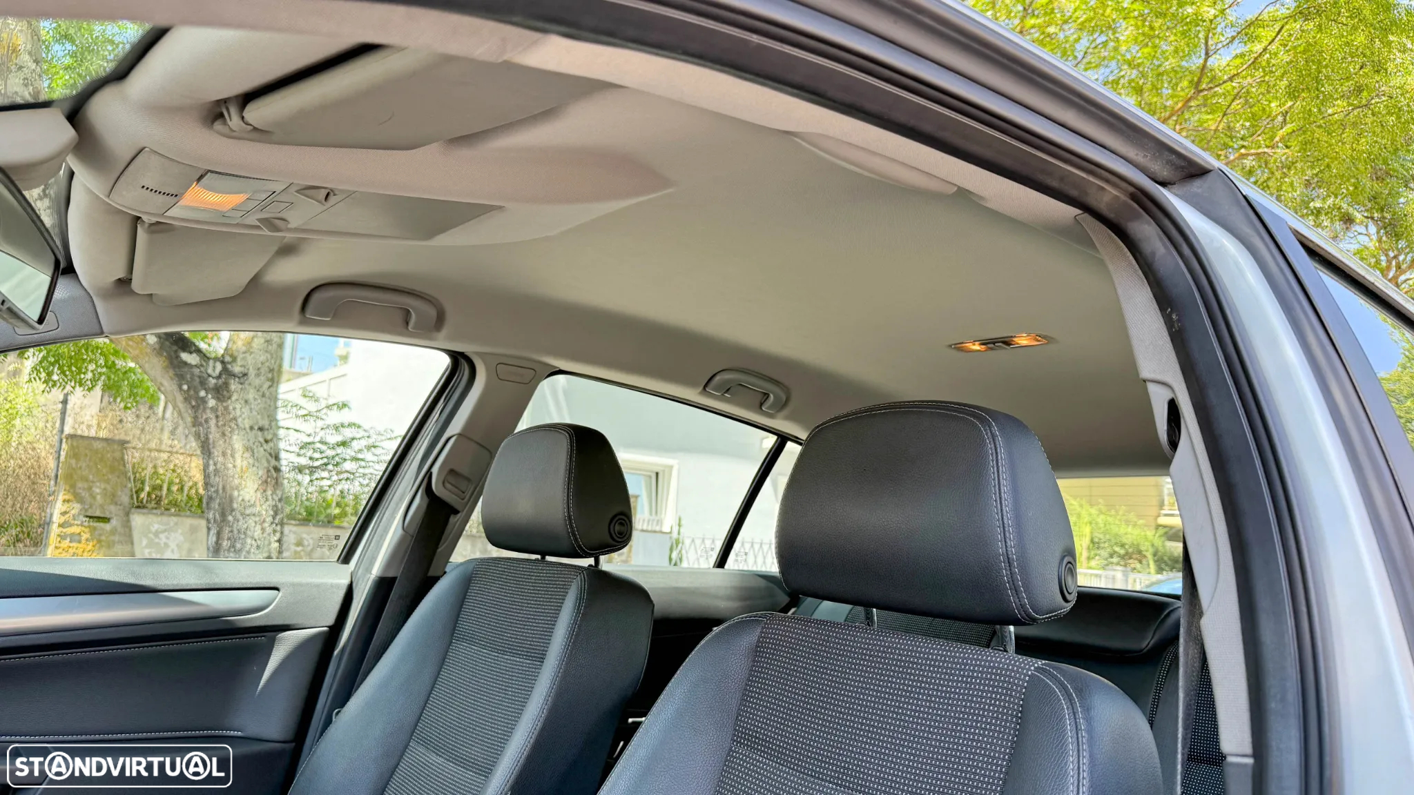 Opel Astra 1.9 CDTi Cosmo - 14