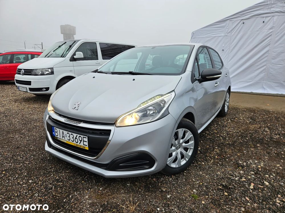 Peugeot 208 82 PureTech Style