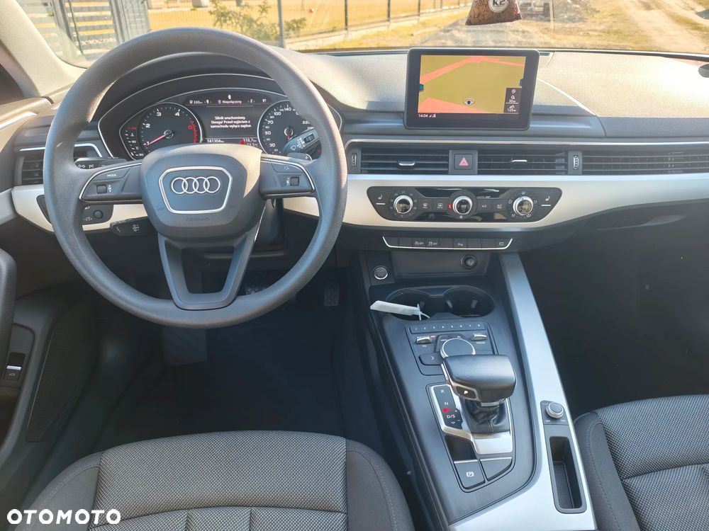 Audi A4 Avant - 10