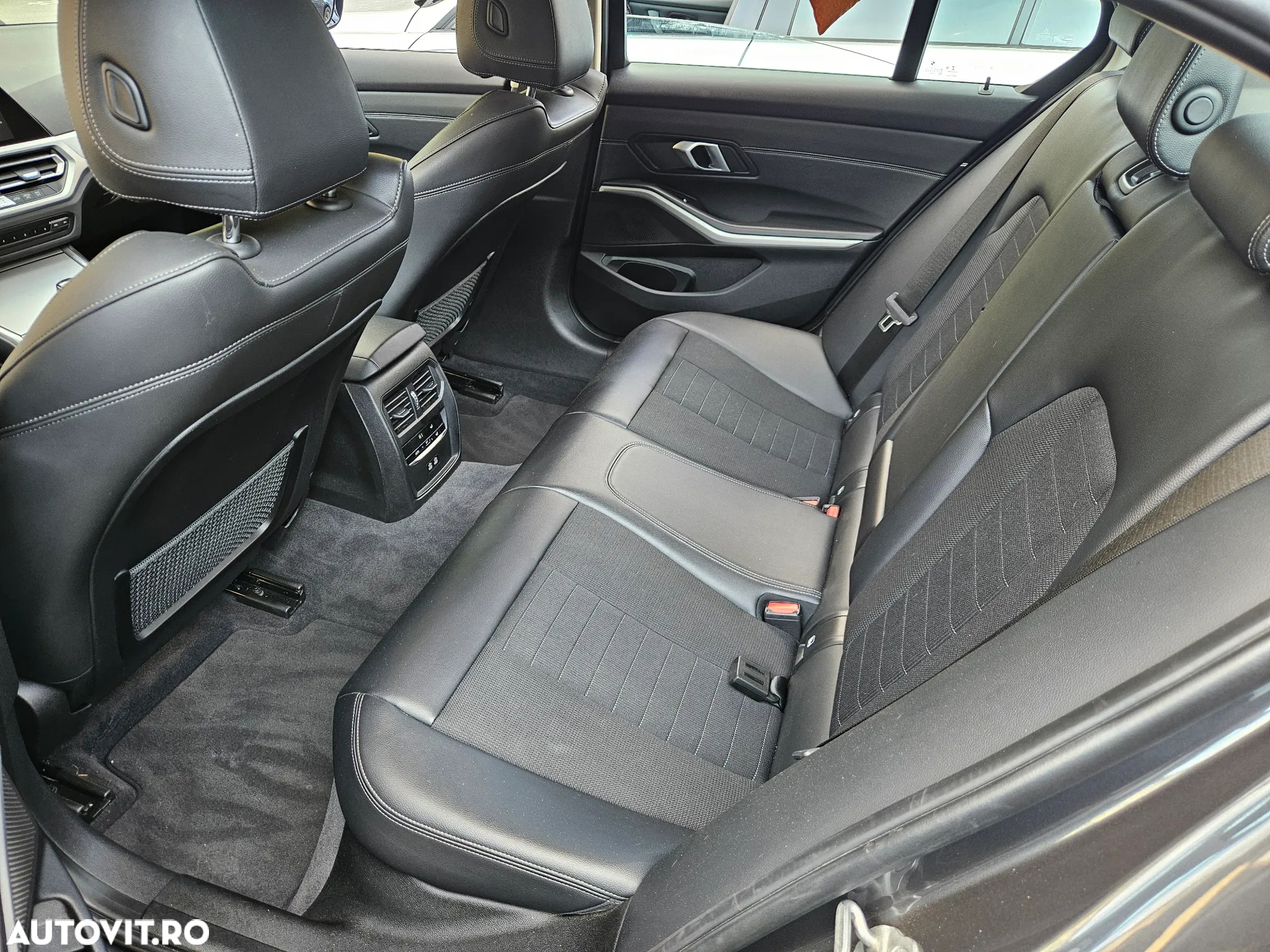 BMW Seria 3 - 18