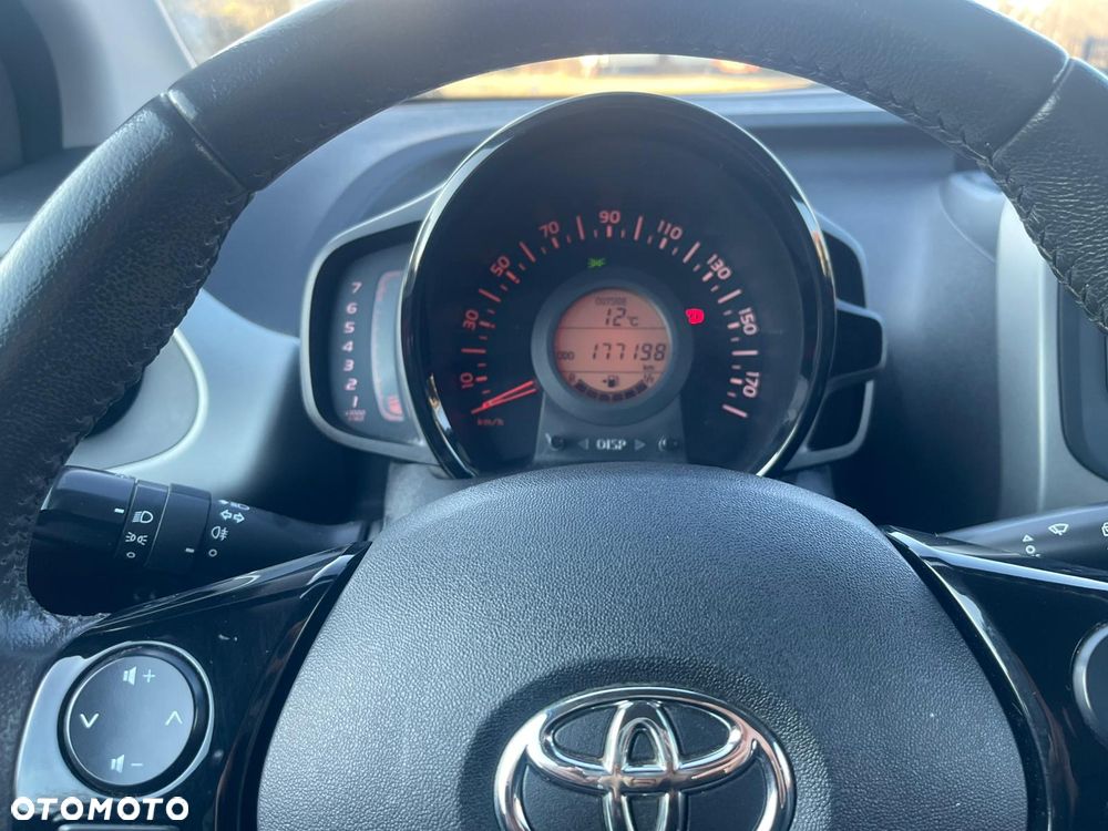 Toyota Aygo x-style - 14