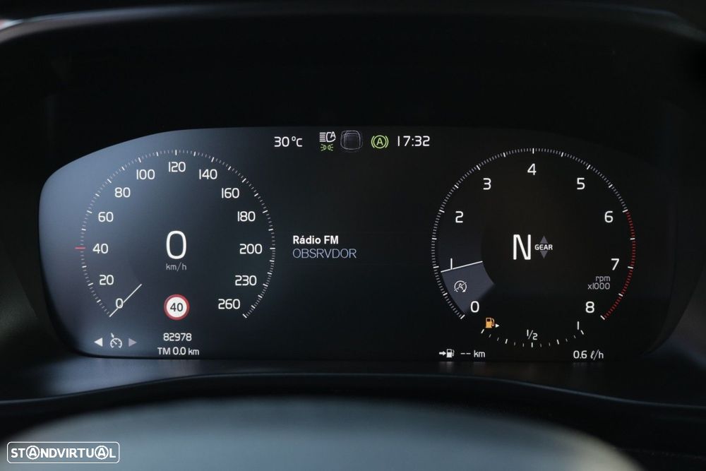 Volvo XC 40 1.5 T2 Essential - 39