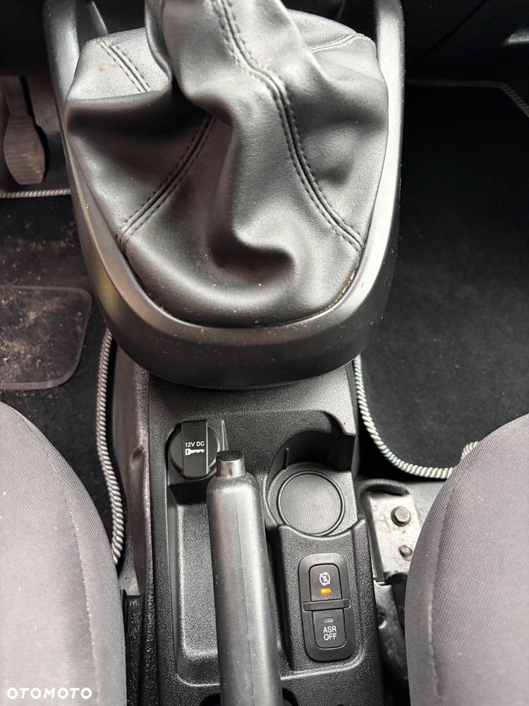 Opel Combo - 28