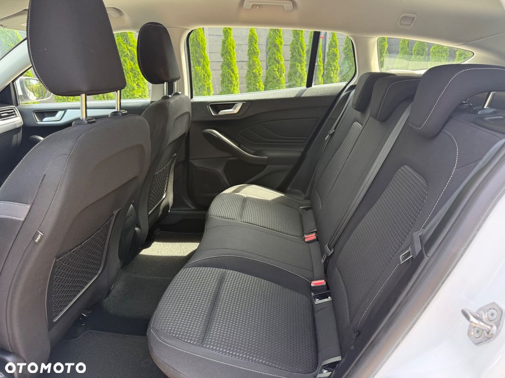 Ford Focus 1.5 EcoBlue STart-Stopp-System TITANIUM - 11