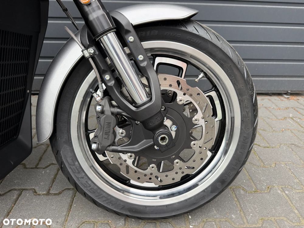 Morbidelli C1002V - 5