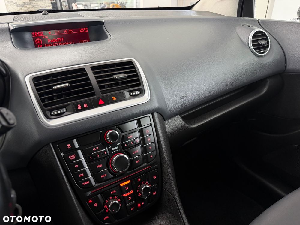Opel Meriva - 13