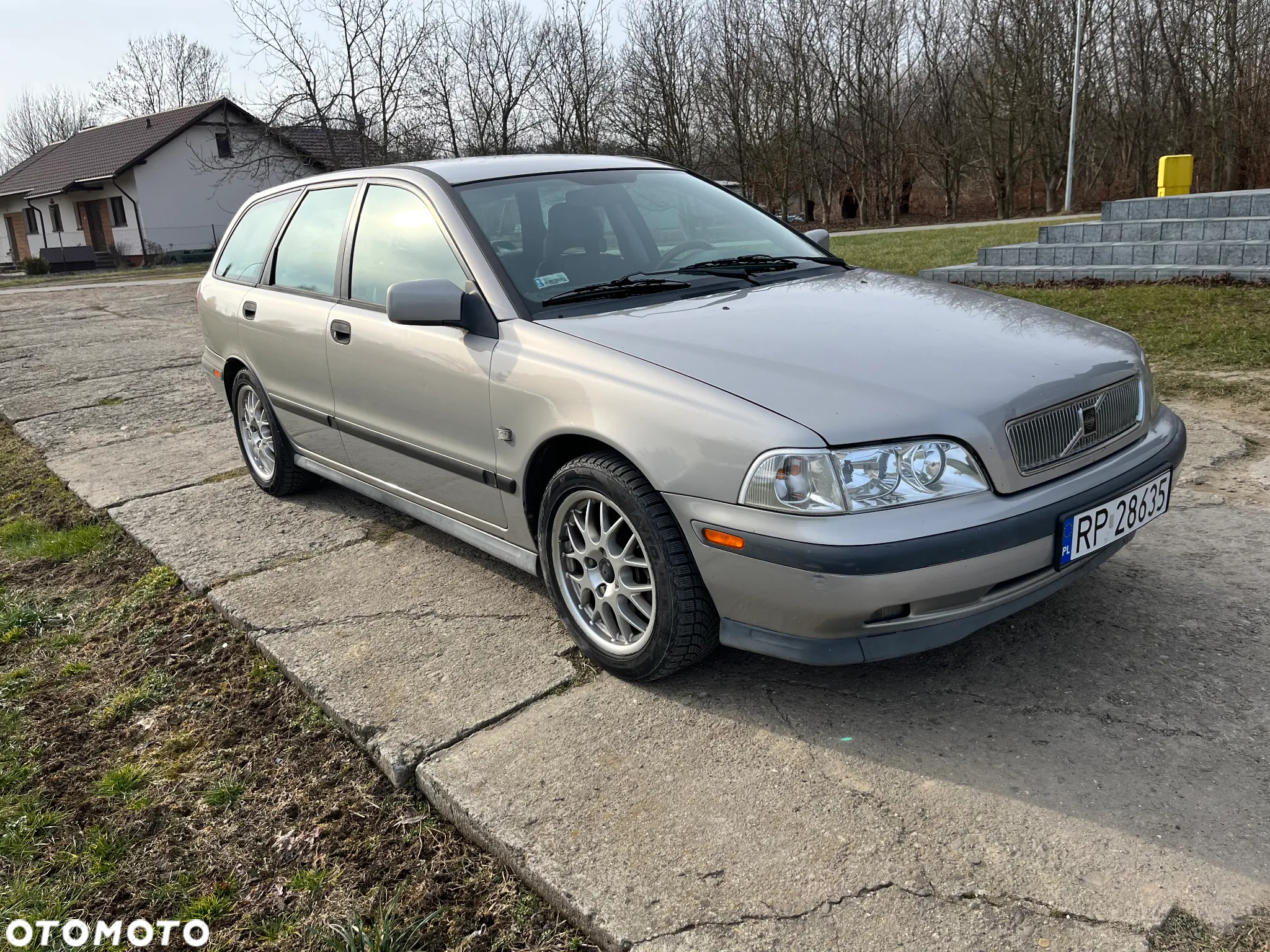 Volvo V40 1.9 T-4 - 8