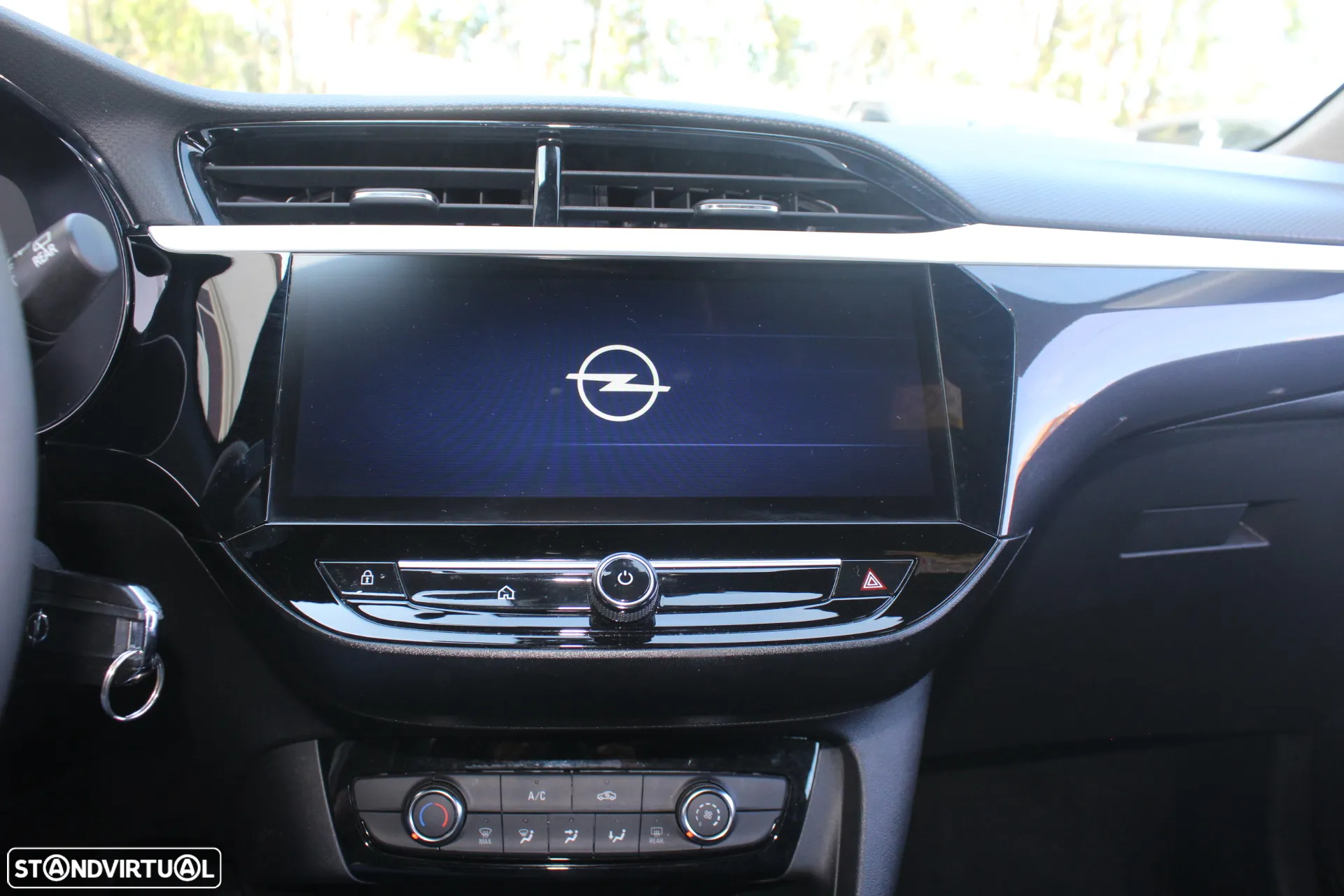 Opel Corsa 1.2 T GS - 20