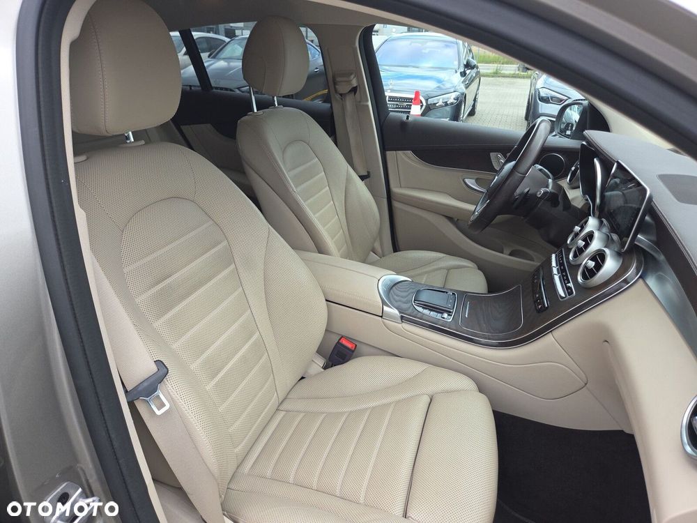 Mercedes-Benz GLC 200 4-Matic - 19