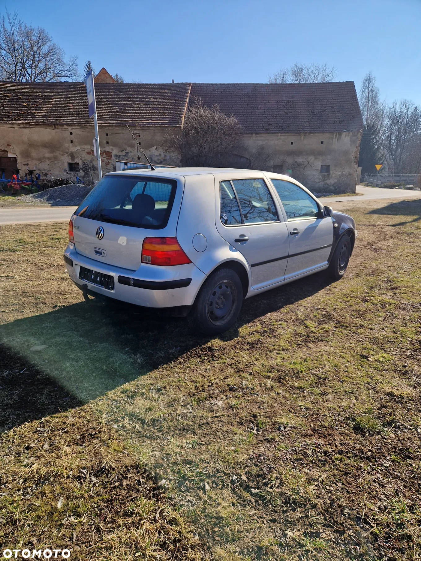 Volkswagen Golf - 4
