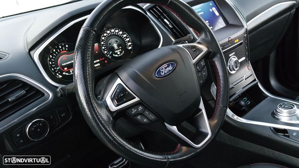 Ford S-Max 2.0 TDCi ST-Line AWD Powershift - 38