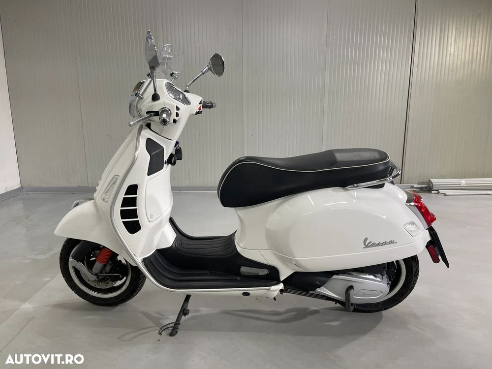 Piaggio Vespa - 5