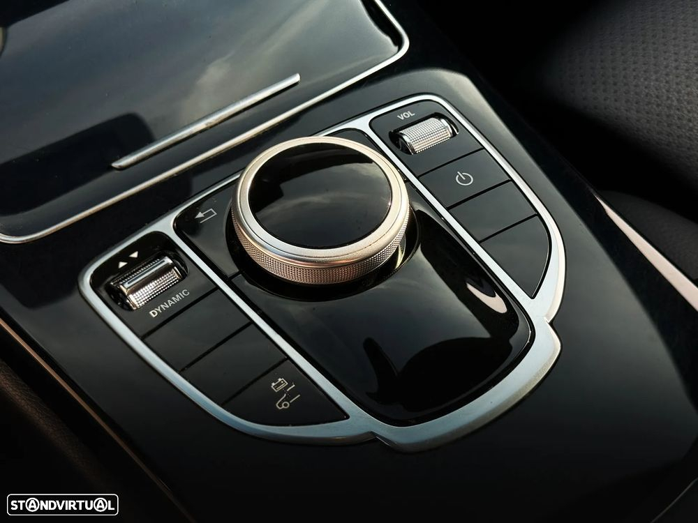 Mercedes-Benz C 300 de AMG Line - 20