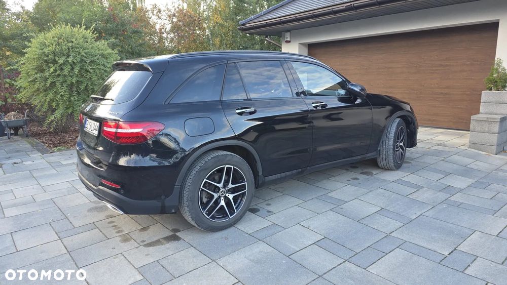 Mercedes-Benz GLC 220 d 4-Matic - 11