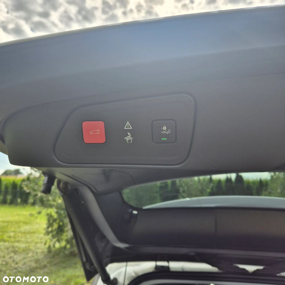 Peugeot 3008 1.2 PureTech Allure S&S - 7