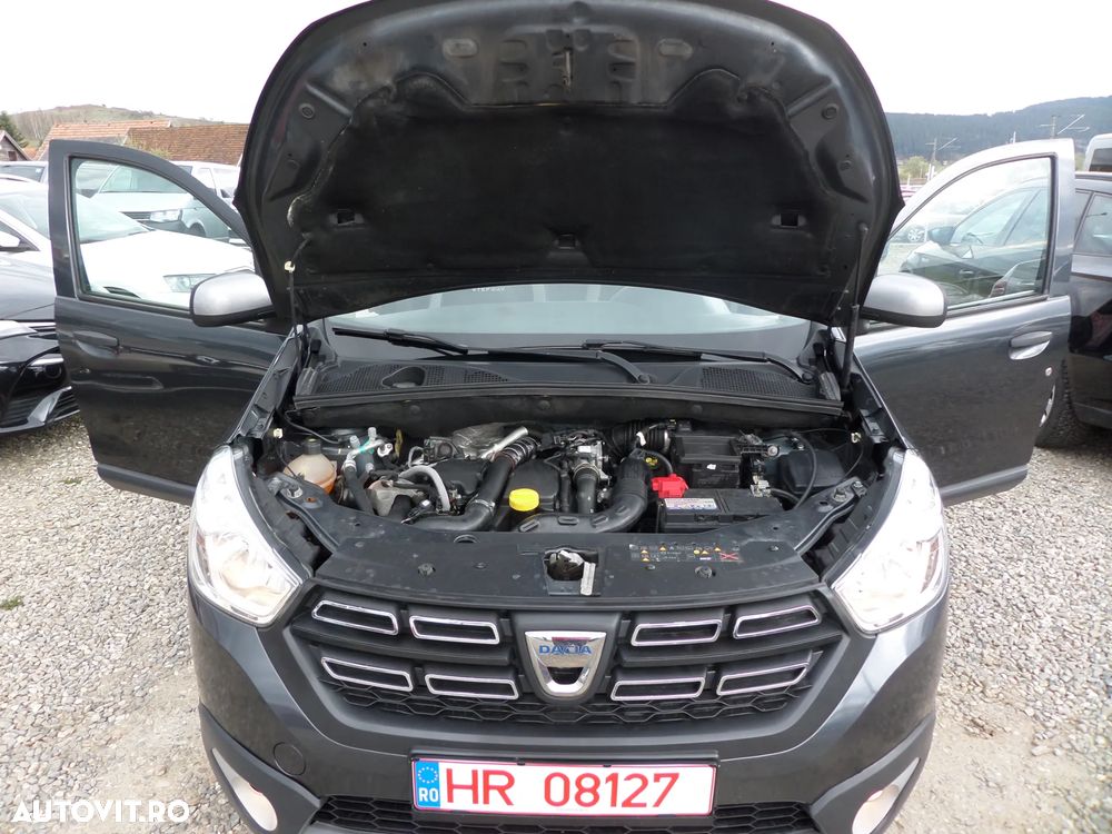 Dacia Dokker dCi 90 Stepway Celebration - 28