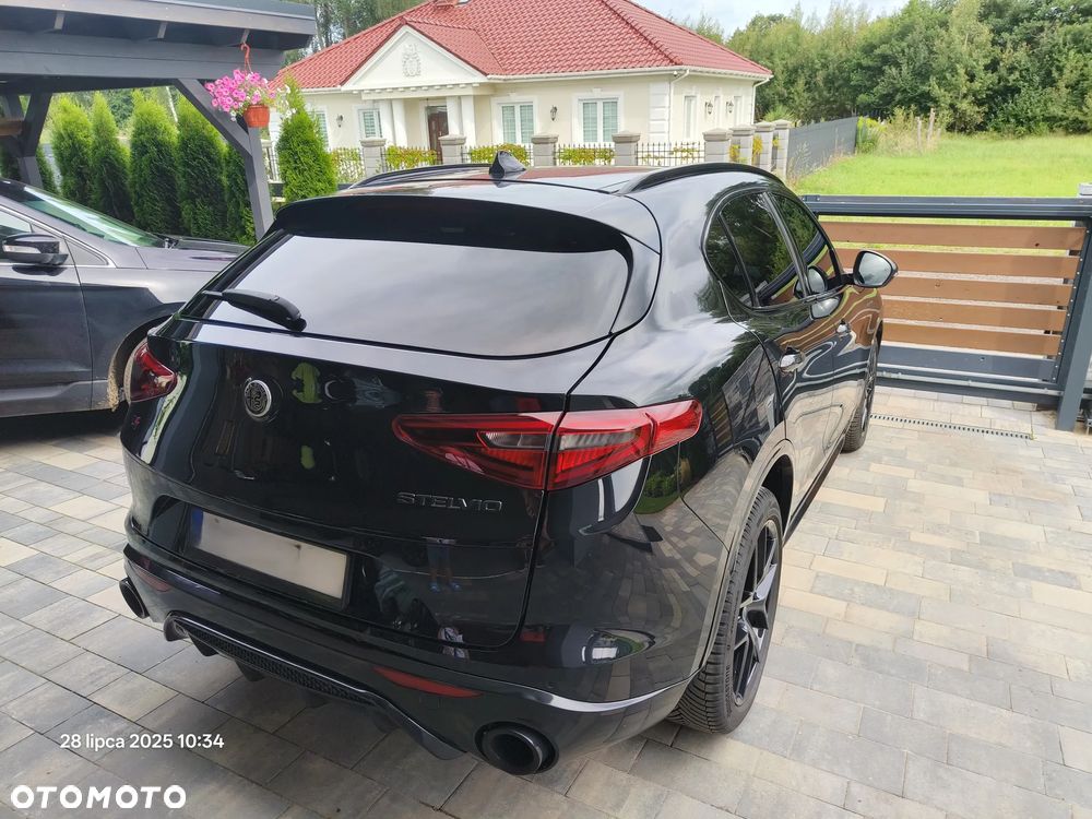 Alfa Romeo Stelvio 2.0 Turbo 16V AT8-Q4 Estrema - 9