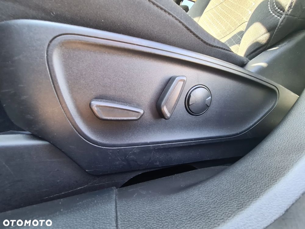 Ford Escape - 39