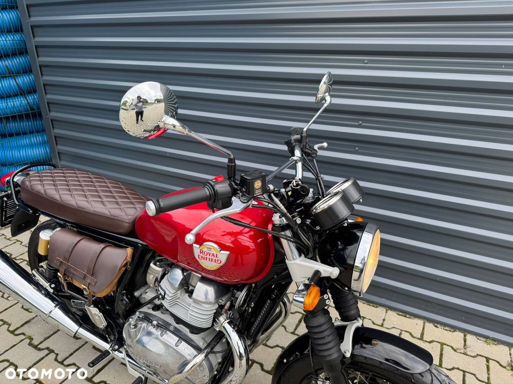 Royal Enfield Interceptor - 9