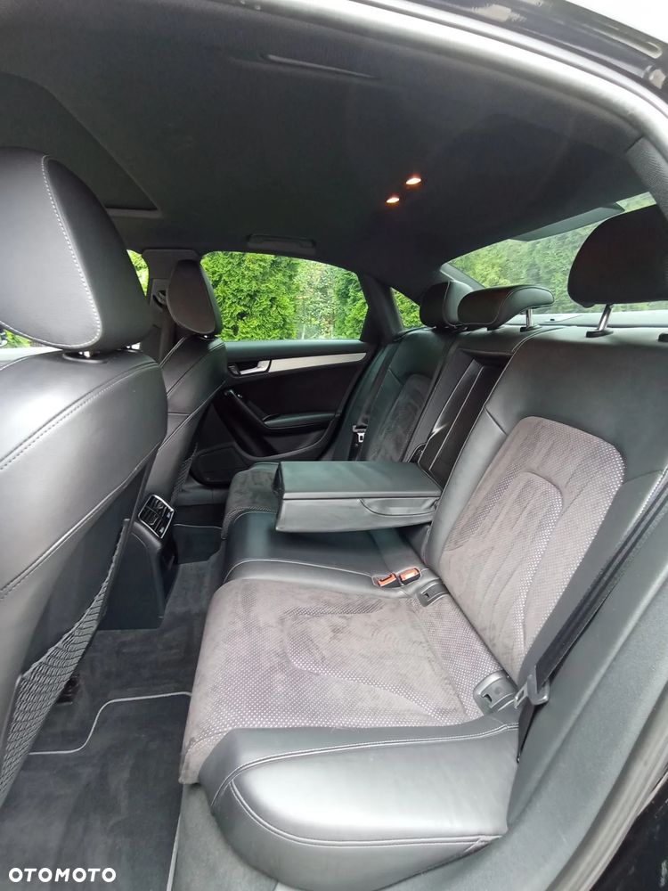 Audi A4 Limousine 2.0 TFSI quattro S tronic S line Sportpaket - 15