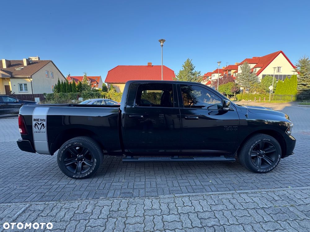 Dodge RAM 1500 5.7 4x4 - 10