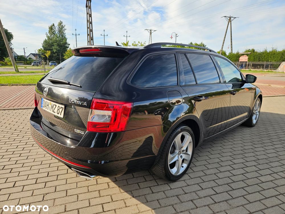 Skoda Octavia 2.0 TDI DSG RS - 6