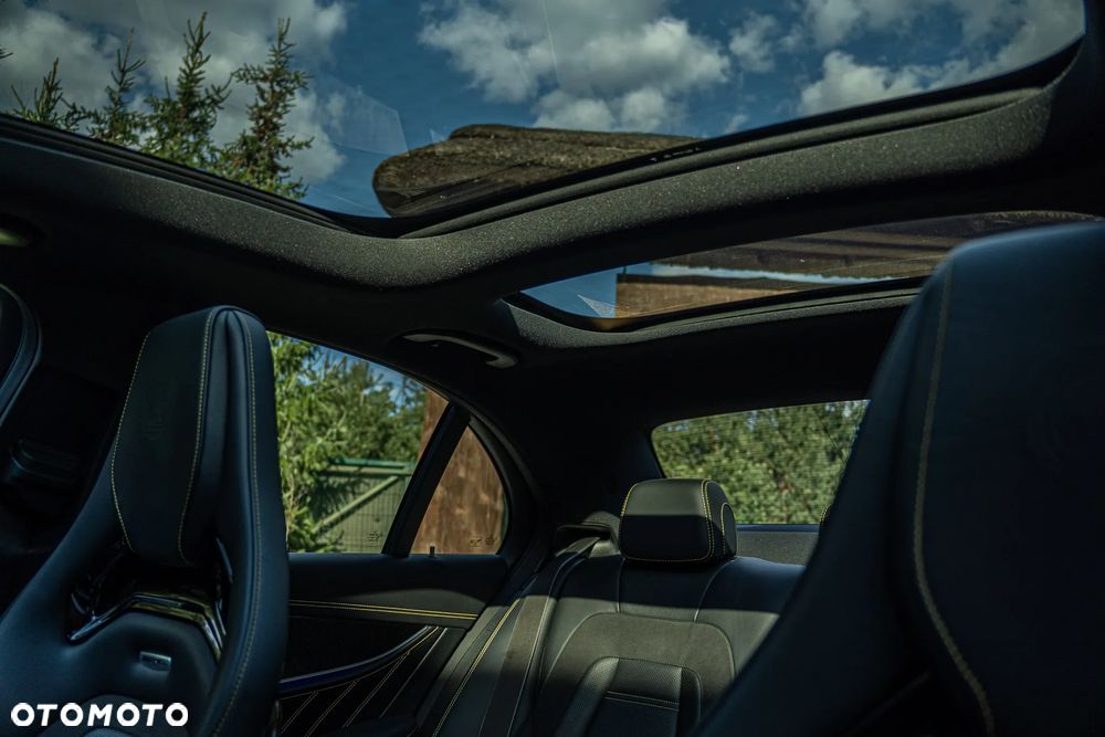 Mercedes-Benz Klasa E AMG 63 S 4-Matic+ - 12